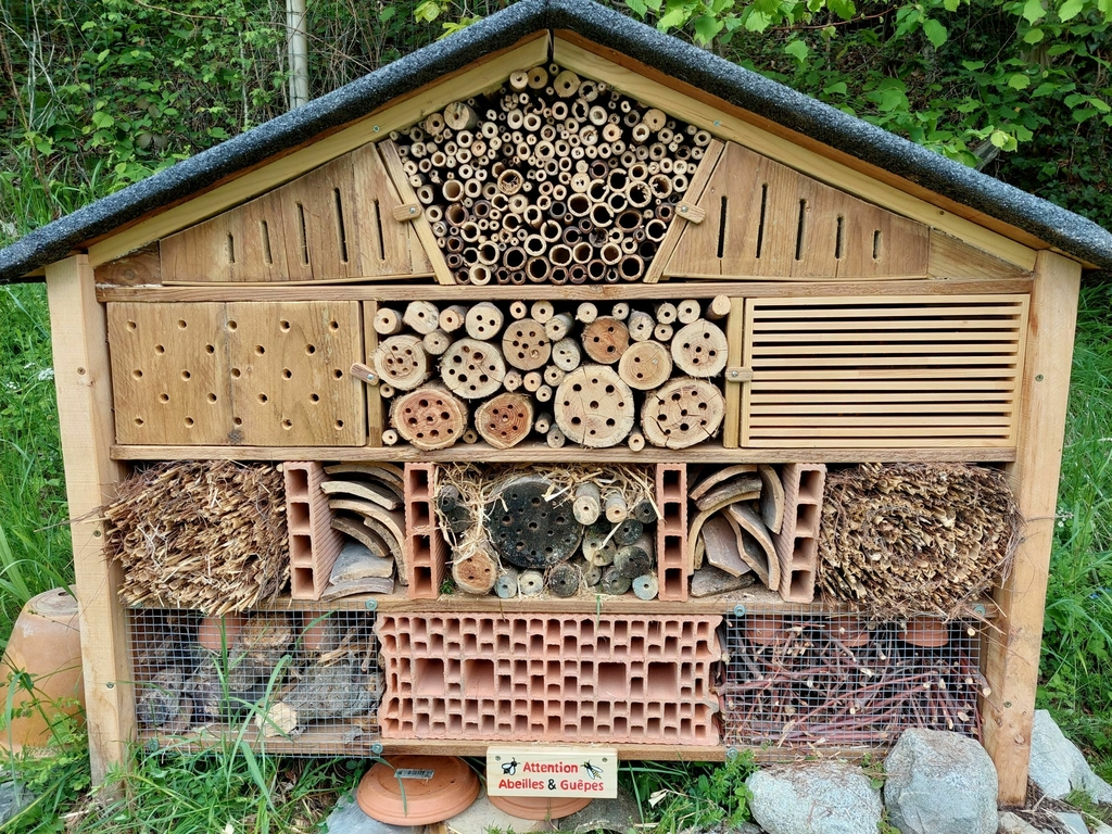 Chalet La Source Cauterets Hotel Insectes