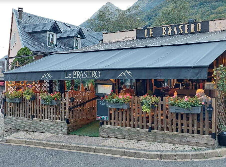 Chalet La Source Cauterets Facade Brasero
