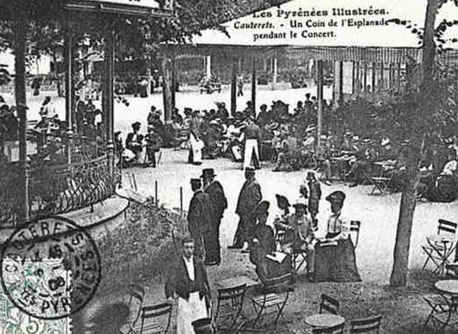 Concert Esplanade des Oeufs 1900